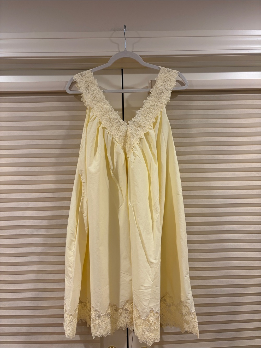 NWOT Helsa Yellow Mini Dress with Lace in Tech Poplin, Size S